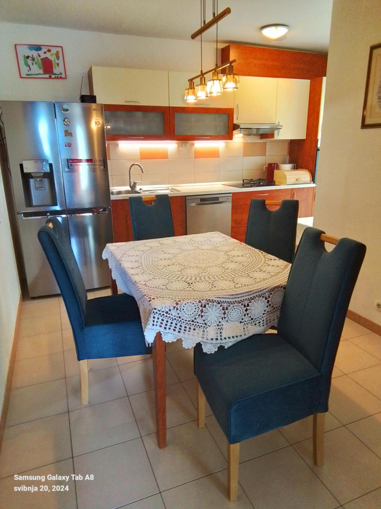 Apartment Vlatka スプリト エクステリア 写真