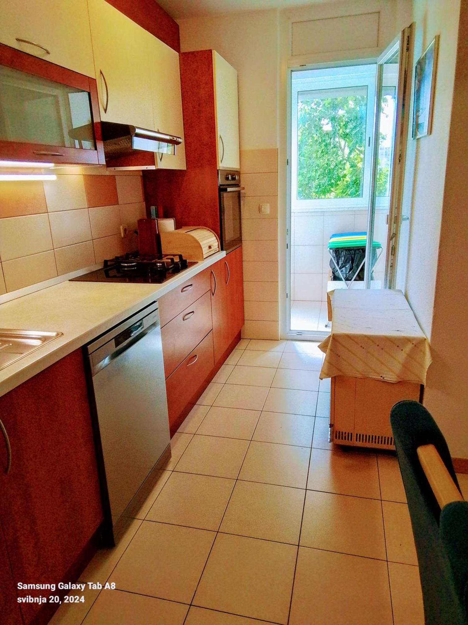 Apartment Vlatka スプリト エクステリア 写真